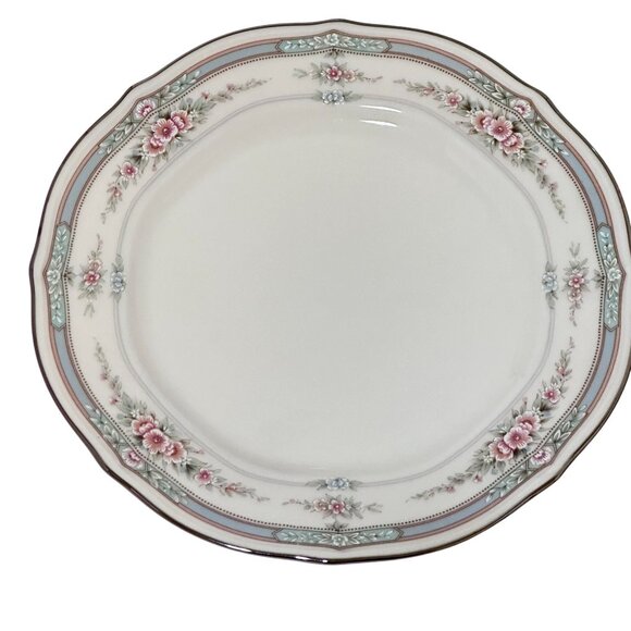 Noritake Ivory China Rothschild 7293 Plates Set Of 3 Floral Design Mint - Picture 2 of 8